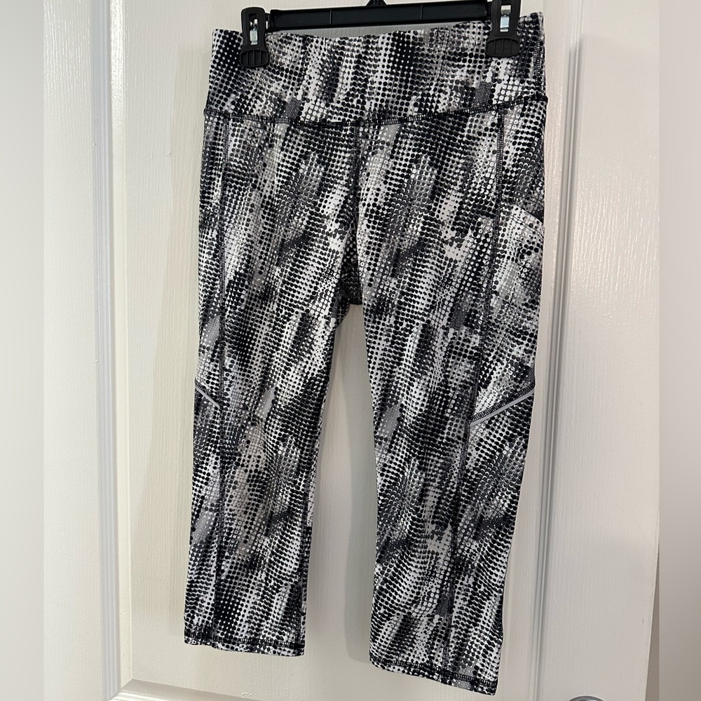 Xersion workout leggings, Size.M, Great condition